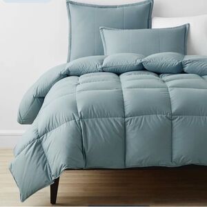 The Company Store LoftAIRE™ Down Alt Medium Comforter Sea Mist, Twin Size. New!
